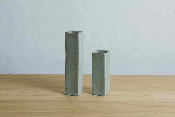 グレー 球形 花瓶　陶器　匿名配送 クラフト花瓶 L グレー かもしか花卉店 かもしか道具店オンラインショップ