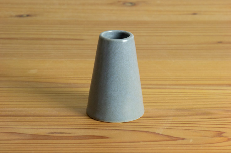 深い青色ガラスの魚型の灰皿 兼 花瓶 ※蚊取り線香置き 小物入れetcにも