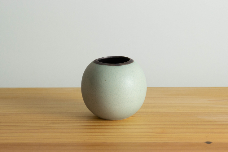 ラウンドベース S WH かもしか花卉店 かもしか道具店オンラインショップ